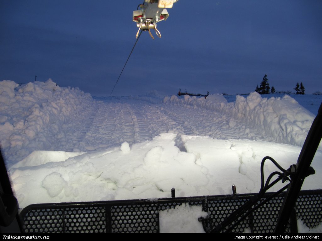 TRYKK FOR � LUKKE VINDUET