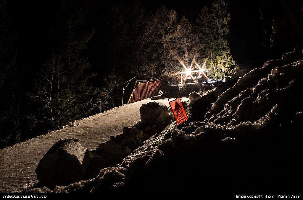 TRYKK FOR � LUKKE VINDUET