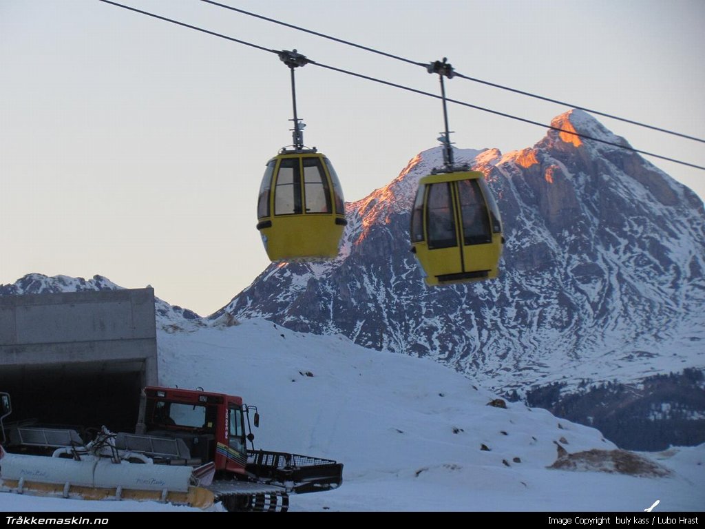 TRYKK FOR � LUKKE VINDUET