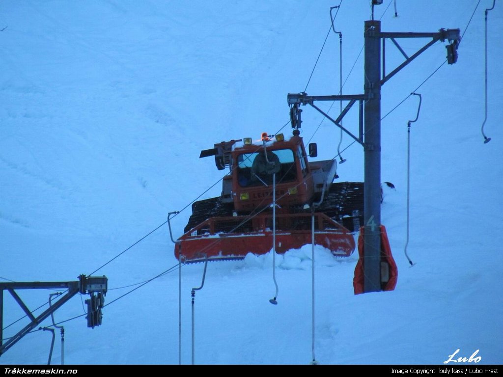 TRYKK FOR � LUKKE VINDUET