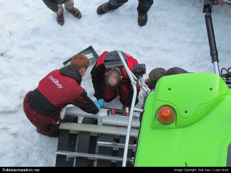 TRYKK FOR � LUKKE VINDUET